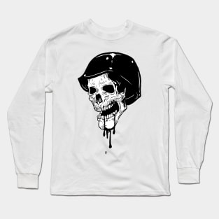 The skull of a military soldier Long Sleeve T-Shirt